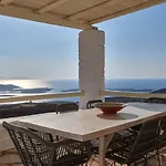 Villa Gal-paros! *