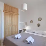 Gal-paros! Villa *