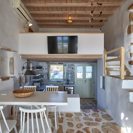 Gal-paros! Villa